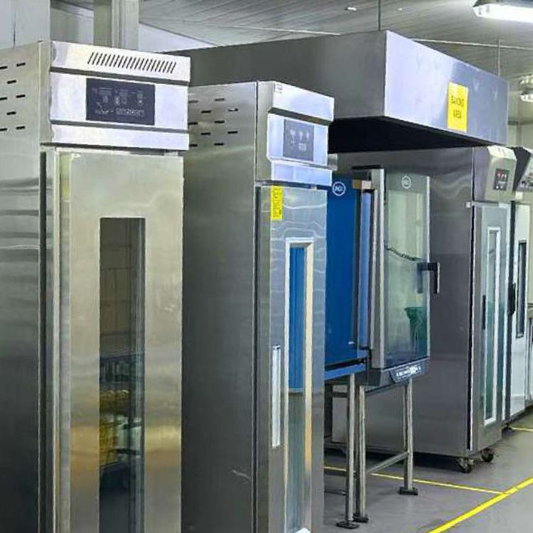 MACHINES & EQUIPMENT